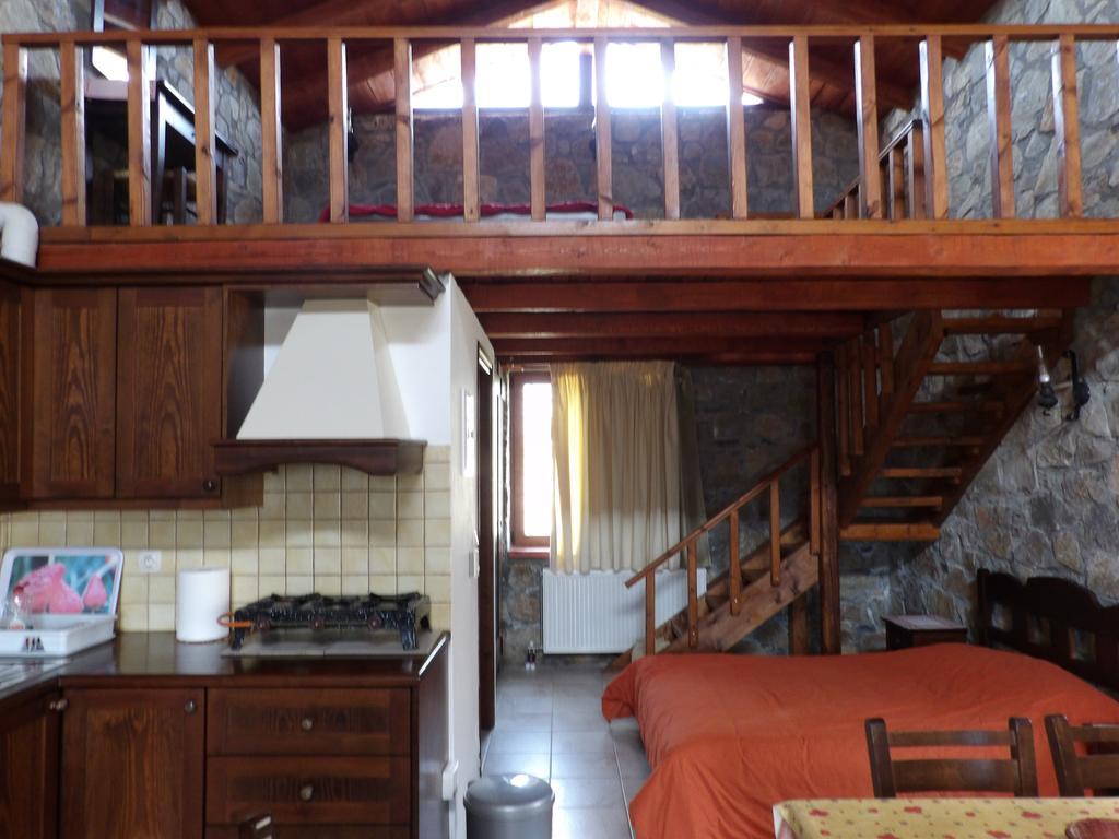 Arodamos Guesthouse Krousonas  Extérieur photo